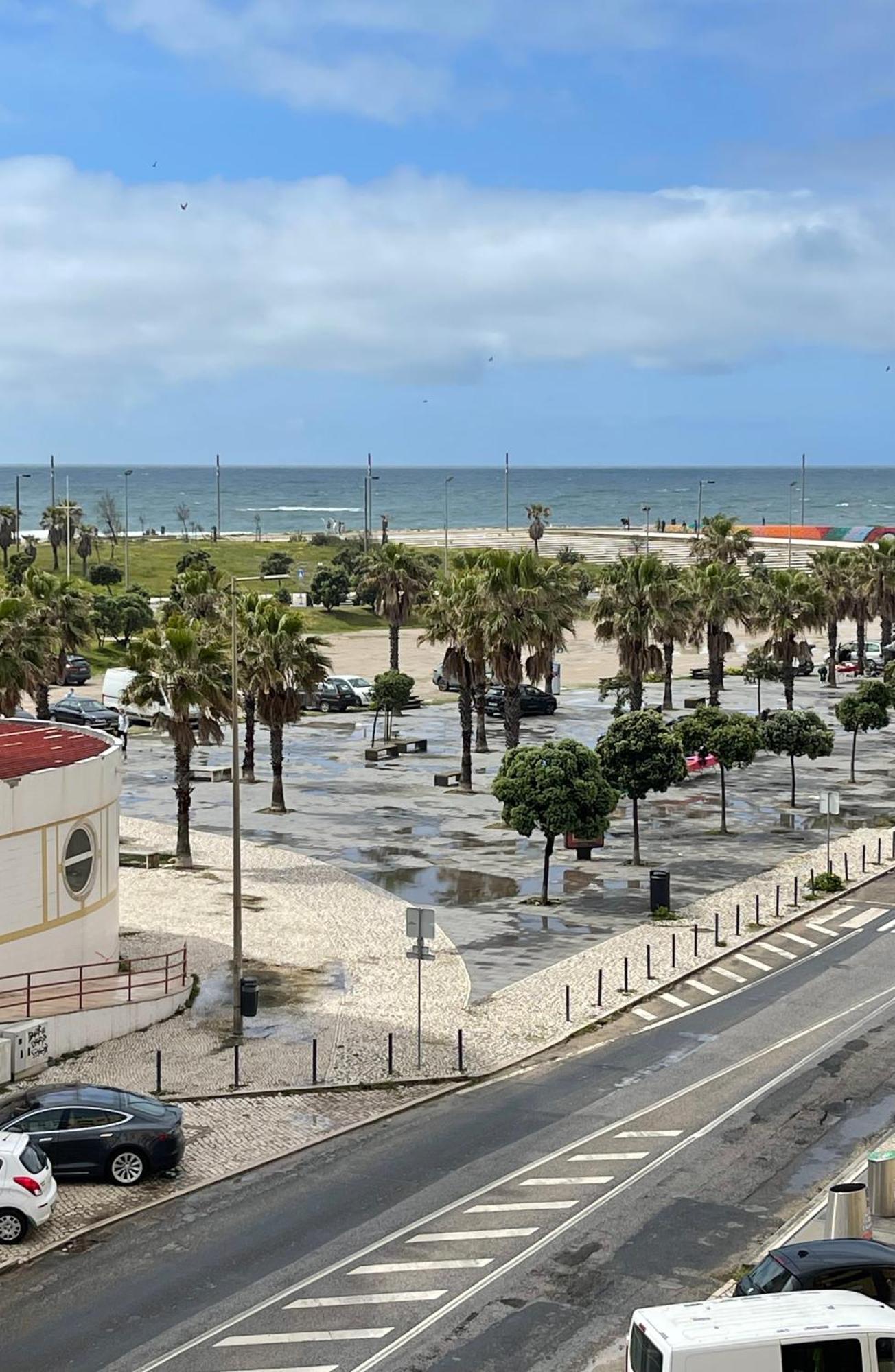 Enjoy Ocean Beach Life At Costa Da Caparica! Zewnętrze zdjęcie